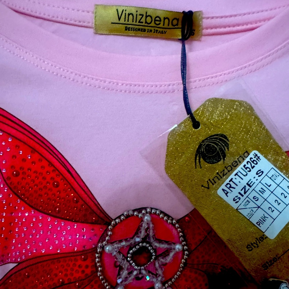 Vinizbena pink embellished top
-small